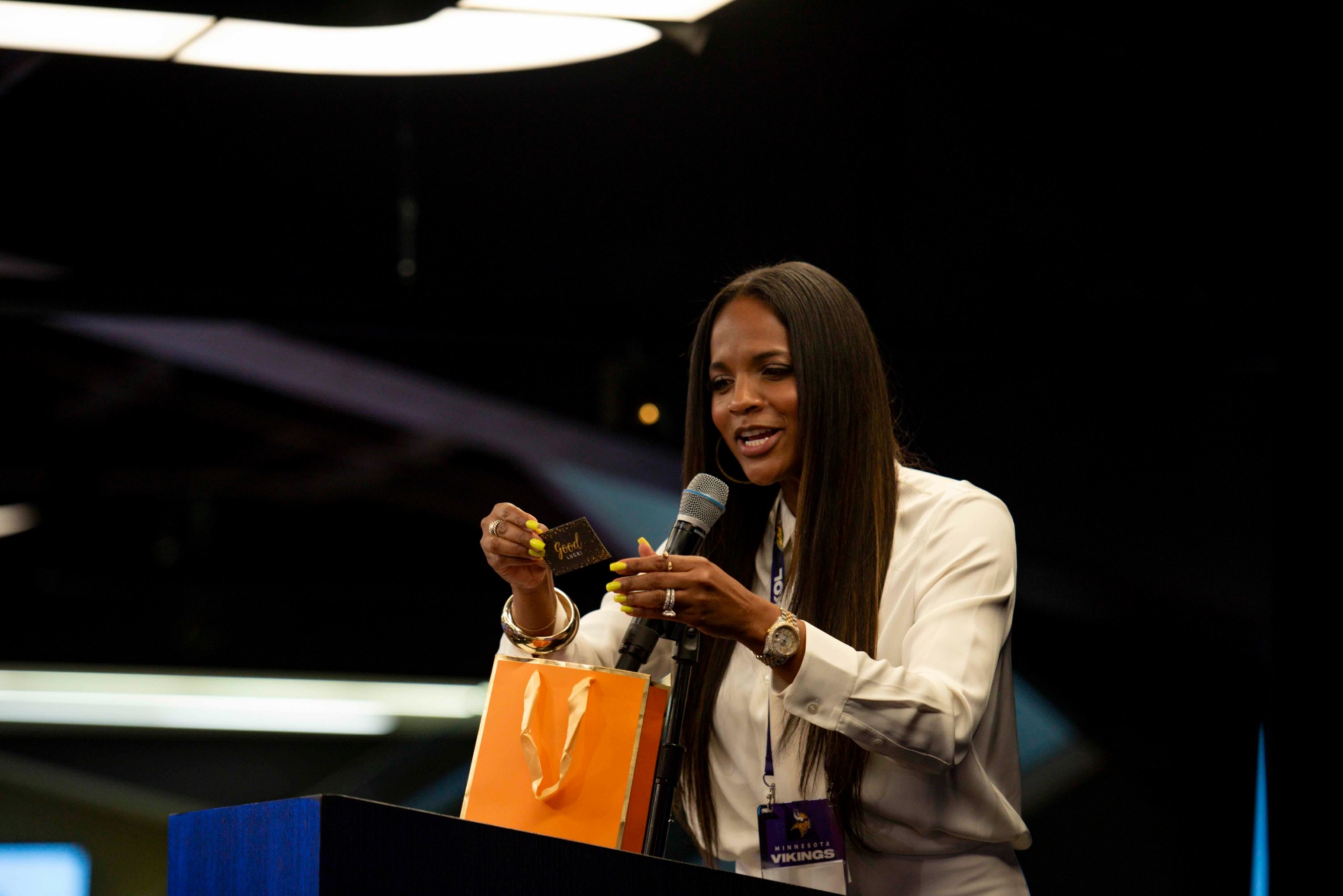 Atoya Burleson speaking at a Ladies Playbook event